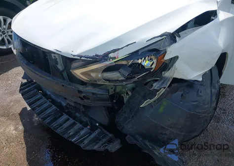 2019 Nissan Sentra S z USA, uszkodzony, nr VIN 3N1AB7AP9KY374301